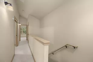 1912 NE 48th Way, Hillsboro, OR 97124 - Photo 17