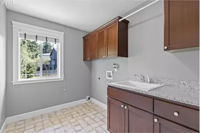 7115 NE Benton Pl, Newport, OR 97365 - Photo 25