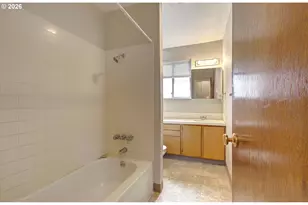 11903 NE 6th St, Vancouver, WA 98684 - Photo 17