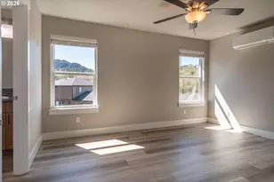 1542 W Thyme Dr, Roseburg, OR 97471 - Photo 37