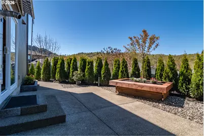 1542 W Thyme Dr, Roseburg, OR 97471 - Photo 41