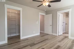 1542 W Thyme Dr, Roseburg, OR 97471 - Photo 35