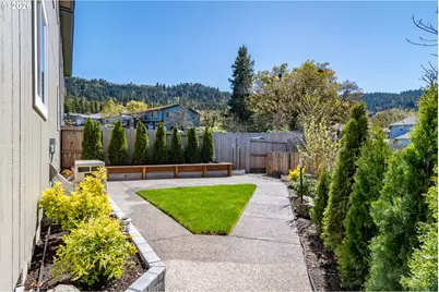 1542 W Thyme Dr, Roseburg, OR 97471 - Photo 43