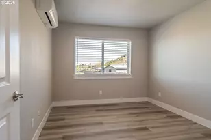 1542 W Thyme Dr, Roseburg, OR 97471 - Photo 23