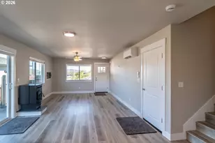 1542 W Thyme Dr, Roseburg, OR 97471 - Photo 21