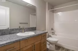 1542 W Thyme Dr, Roseburg, OR 97471 - Photo 31