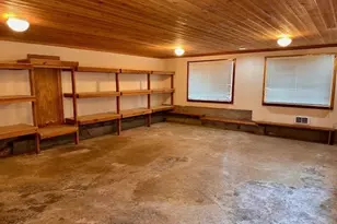 518 S Wall St, Coos Bay, OR 97420 - Photo 41
