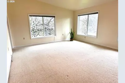 518 S Wall St, Coos Bay, OR 97420 - Photo 21