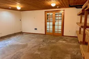 518 S Wall St, Coos Bay, OR 97420 - Photo 43