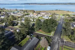 518 S Wall St, Coos Bay, OR 97420 - Photo 19