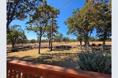 276 S Molly Ann Rd, Tygh Valley, OR 97063 - Photo 3