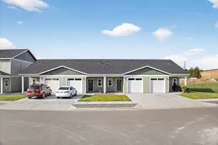 554 Park Springs Ave, Baker City, OR 97814 - Photo 3