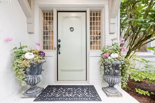 2547 SW Hillcrest Dr, Portland, OR 97201 - Photo 9