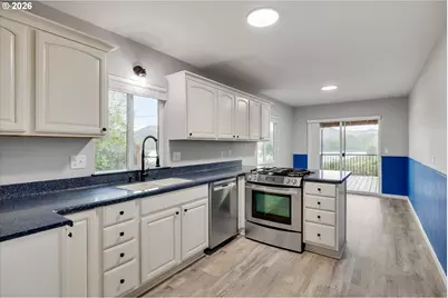 885 E Bridge St, Vernonia, OR 97064 - Photo 17