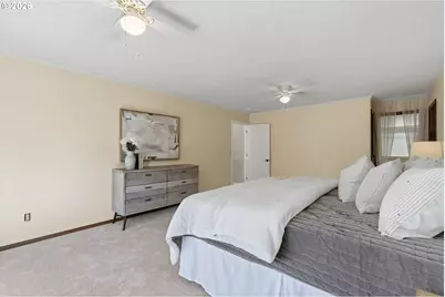 18132 Westview Dr, Lake Oswego, OR 97034 - Photo 27