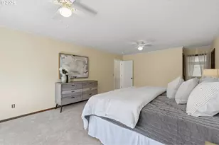 18132 Westview Dr, Lake Oswego, OR 97034 - Photo 27