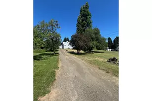 122 NE 4th St, Willamina, OR 97396 - Photo 41