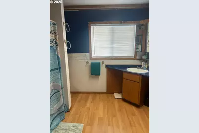 122 NE 4th St, Willamina, OR 97396 - Photo 25