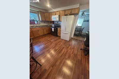 122 NE 4th St, Willamina, OR 97396 - Photo 19