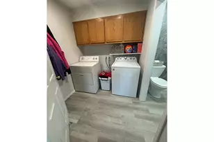 122 NE 4th St, Willamina, OR 97396 - Photo 13