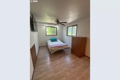 122 NE 4th St, Willamina, OR 97396 - Photo 31