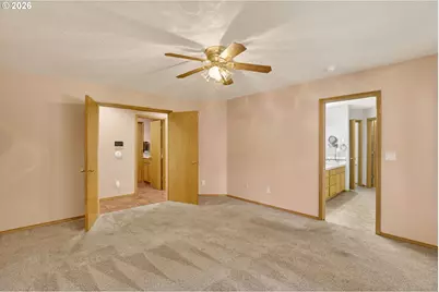 12405 Cominger Dr, Oregon City, OR 97045 - Photo 19