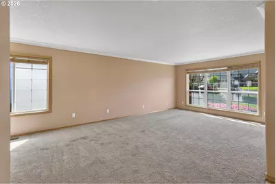 12405 Cominger Dr, Oregon City, OR 97045 - Photo 3