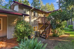 21105 SW Killarney Ct, Tualatin, OR 97062 - Photo 33