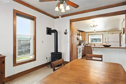 320 Deschutes St, Wasco, OR 97065 - Photo 9