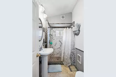 320 Deschutes St, Wasco, OR 97065 - Photo 19