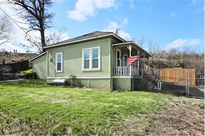 320 Deschutes St, Wasco, OR 97065 - Photo 31