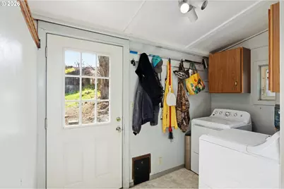 320 Deschutes St, Wasco, OR 97065 - Photo 23