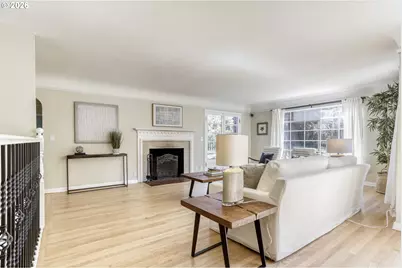 5008 SW Taylors Ferry Rd, Portland, OR 97219 - Photo 5