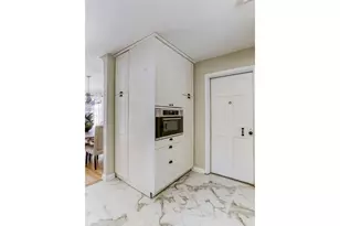 5008 SW Taylors Ferry Rd, Portland, OR 97219 - Photo 13