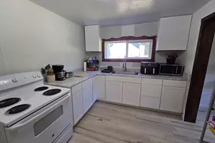 195 Section Creek Rd, Glendale, OR 97442 - Photo 5