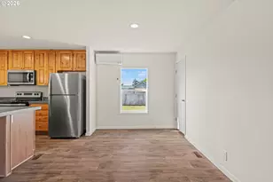 1314 Bothwick St, Myrtle Point, OR 97458 - Photo 11