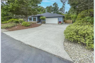 88090 Windleaf Way, Florence, OR 97439 - Photo 3