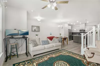 6826 SE Crimson Ln, Hillsboro, OR 97123 - Photo 15