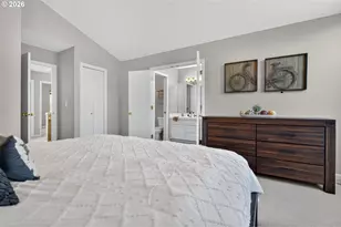 12739 SW Lesser Rd, Portland, OR 97219 - Photo 31