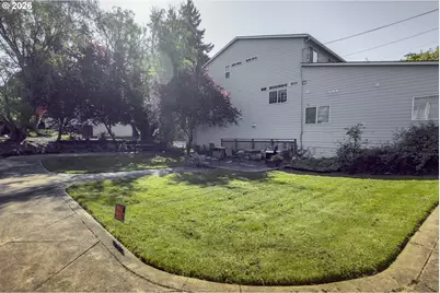 S Main Ave, Ridgefield, WA 98642 - Photo 11