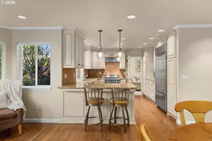 12878 SW Sierra Vista Dr, Lake Oswego, OR 97035 - Photo 13