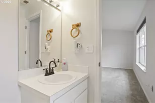 18137 Grey Ave, Sandy, OR 97055 - Photo 15