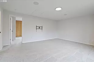 18137 Grey Ave, Sandy, OR 97055 - Photo 19