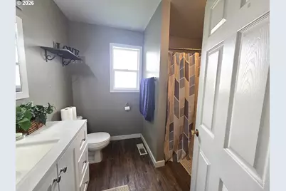 2012 Cove Ave, La Grande, OR 97850 - Photo 11