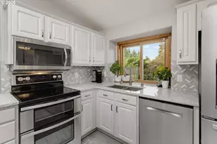 9811 NE 83rd St, Vancouver, WA 98662 - Photo 9