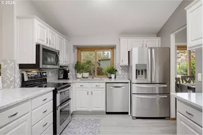 9811 NE 83rd St, Vancouver, WA 98662 - Photo 5