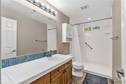 389 NW Sadie Ct, Hillsboro, OR 97124 - Photo 25