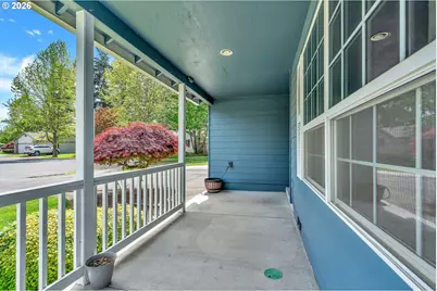 389 NW Sadie Ct, Hillsboro, OR 97124 - Photo 5