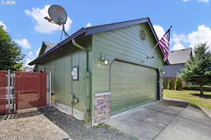 1075 Bradshaw Ln, Creswell, OR 97426 - Photo 5
