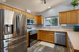 1075 Bradshaw Ln, Creswell, OR 97426 - Photo 19